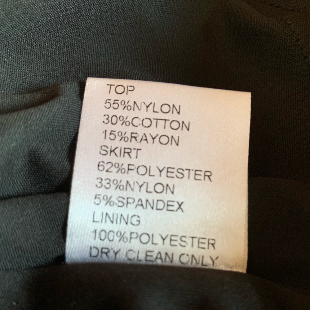 Beautiful Sexy Party Dress with Slit. Lace bodice & sleeves.Never Worn - Picture 9 of 12